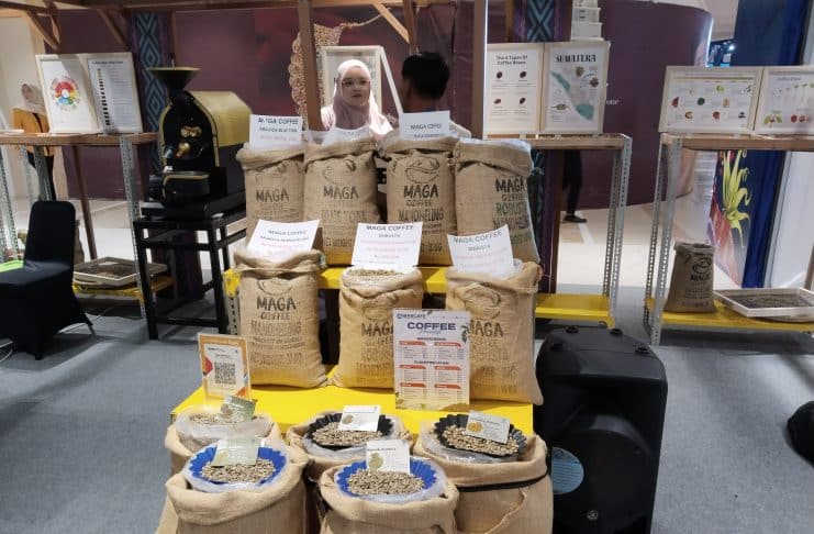 Kopi, Menyeduh Potensi dari Tanah Subur