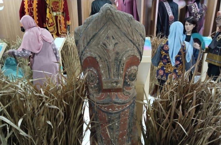 Ulos dan Batuan, Tenunan Budaya Menyelimuti Warisan Alam