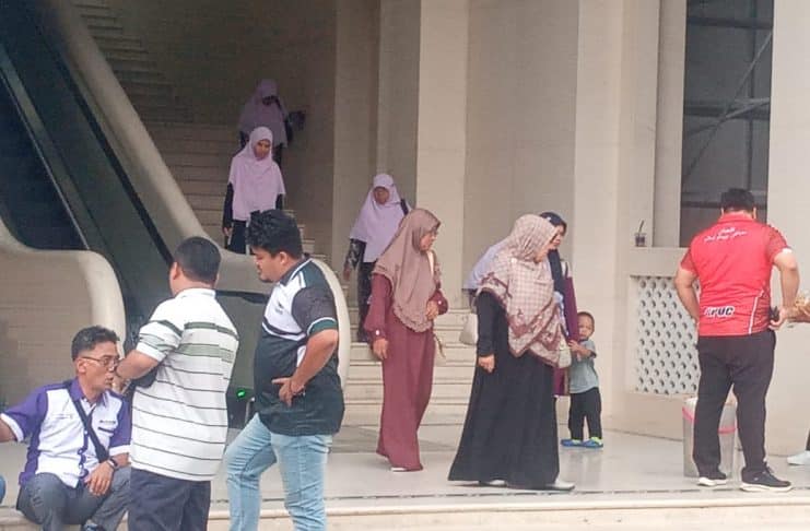 Masjid Agung Ikon Baru Dikunjungi Turis Malaysia di Medan