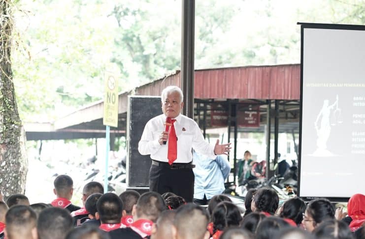 Bekali Mahasiswa Baru Fakultas Hukum Universitas Sumatera Utara
