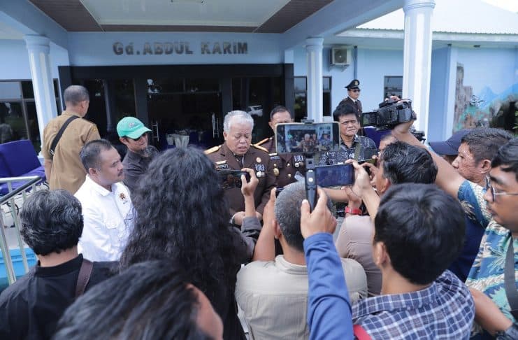 Dr.Harli Siregar Pimpin Upacara Peringatan Hari Lahir Ke-80 Kejaksaan R.I Pada Kejaksaan Tinggi Sumatera Utara