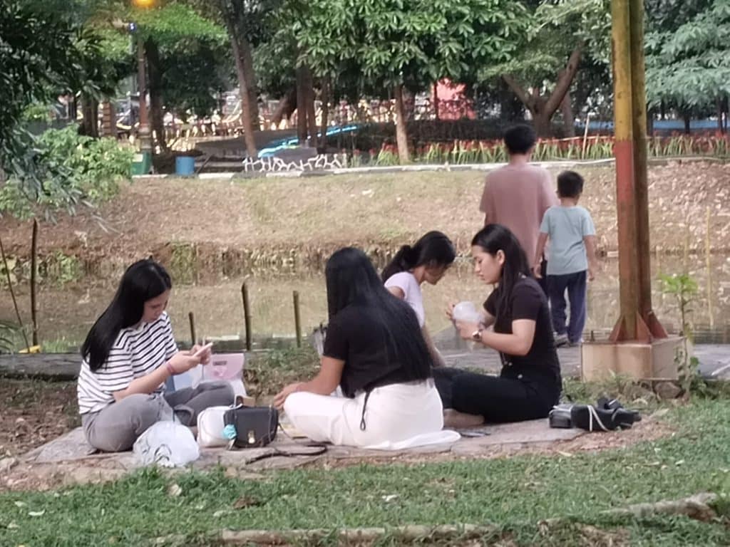 10 Jurus Cerdas Menikmati Taman Kota Saat Weekend: Asik, Aman, dan Bebas Stres