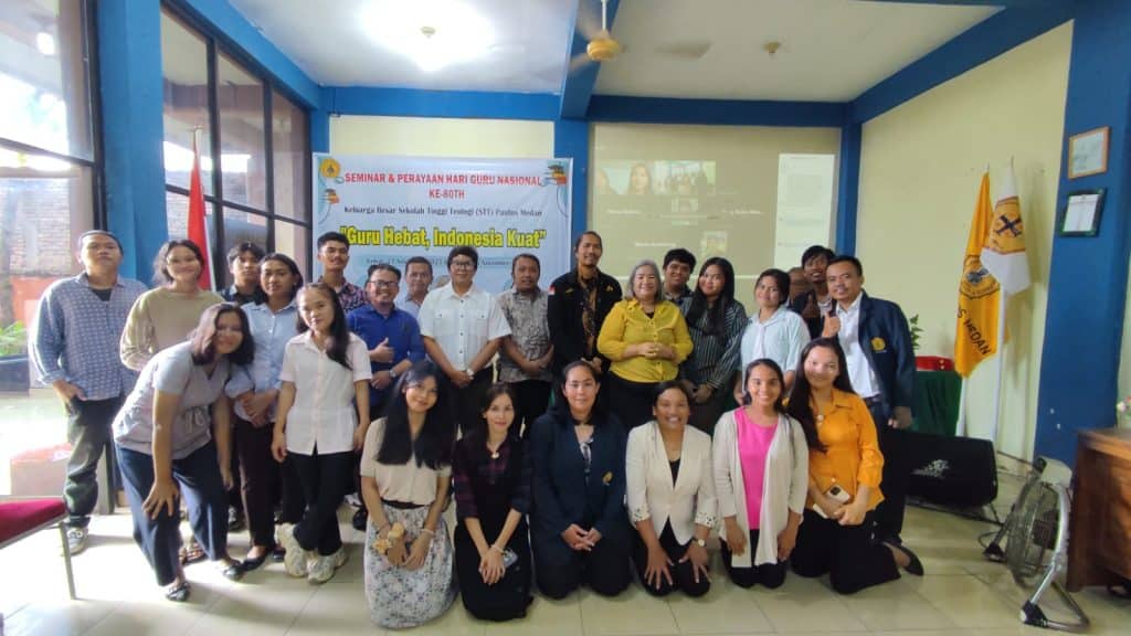 Guru Hebat, Bangsa Kuat, Semangat Pendidikan yang Tak Pernah Padam di STT Paulus Medan