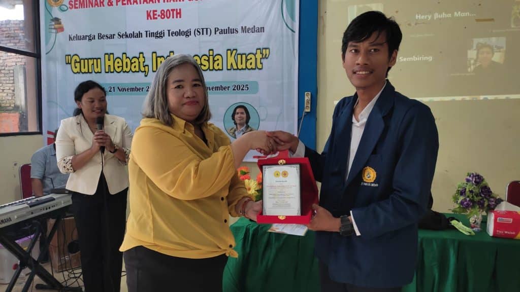 Guru Hebat, Bangsa Kuat, Semangat Pendidikan yang Tak Pernah Padam di STT Paulus Medan