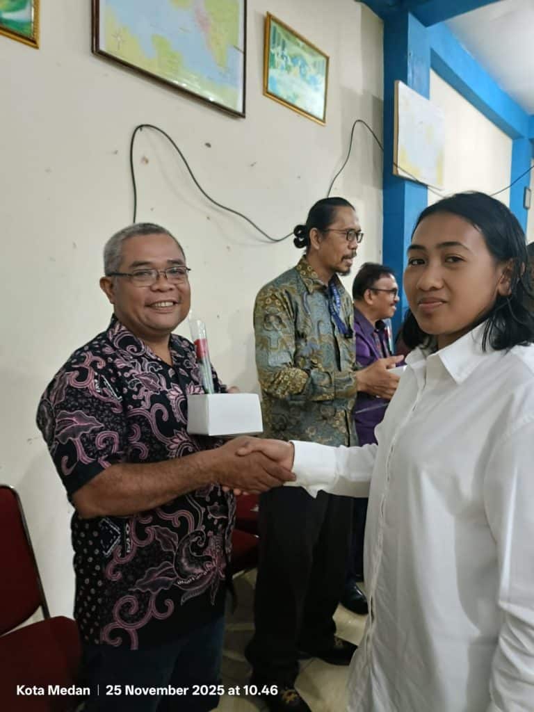 Guru Hebat, Bangsa Kuat, Semangat Pendidikan yang Tak Pernah Padam di STT Paulus Medan”
