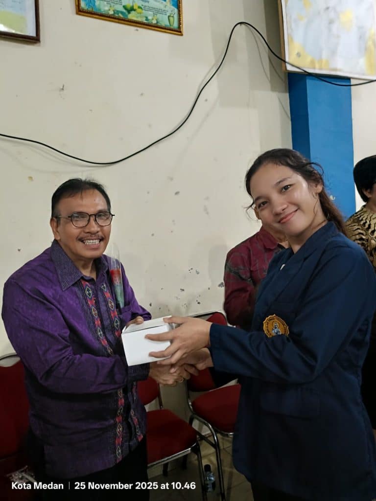 Guru Hebat, Bangsa Kuat, Semangat Pendidikan yang Tak Pernah Padam di STT Paulus Medan”