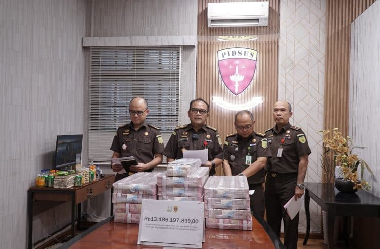 Penyidik Kejaksaan Tinggi Sumatera Utara Terima Pengembalian Kerugian Keuangan Negara Dalam Dugaan Korupsi KSPN Danau Toba